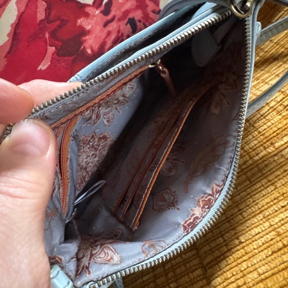 Hobo Stroll crossbody clutch purse vintage hide whisper blue like new gorgeous! - Picture 7 of 11